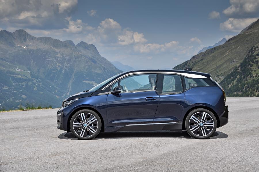  BMW i3 (I01) 2018 года  (WW) (фото 9 из 81)